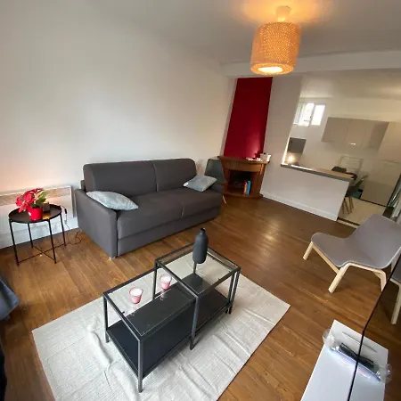 Apartment Fabuleux T3 De 85 M2, Situe Au Calme Avec Grand Parking Gratuit Prive ,fibre Wifi