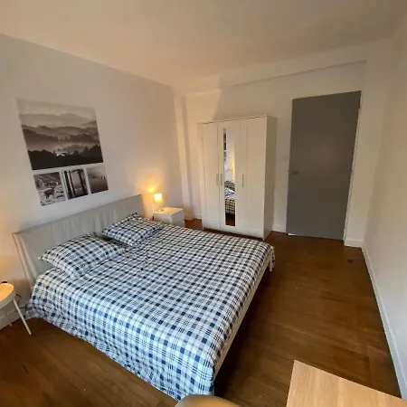 Fabuleux T3 Climatise De 85 M2, Situe Au Calme Avec Grand Parking Gratuit Prive ,fibre Wifi * サン・ゴーダンス
