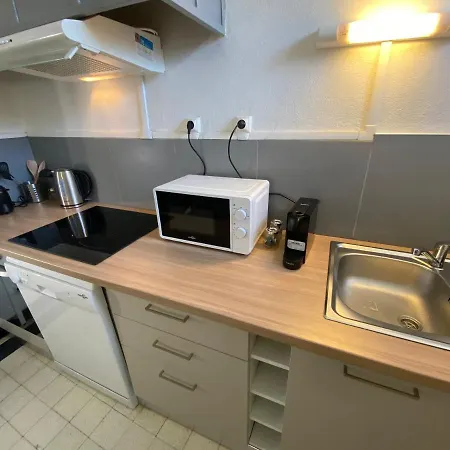 Fabuleux T3 De 85 M2, Situe Au Calme Avec Grand Parking Gratuit Prive ,fibre Wifi * Saint Gaudens